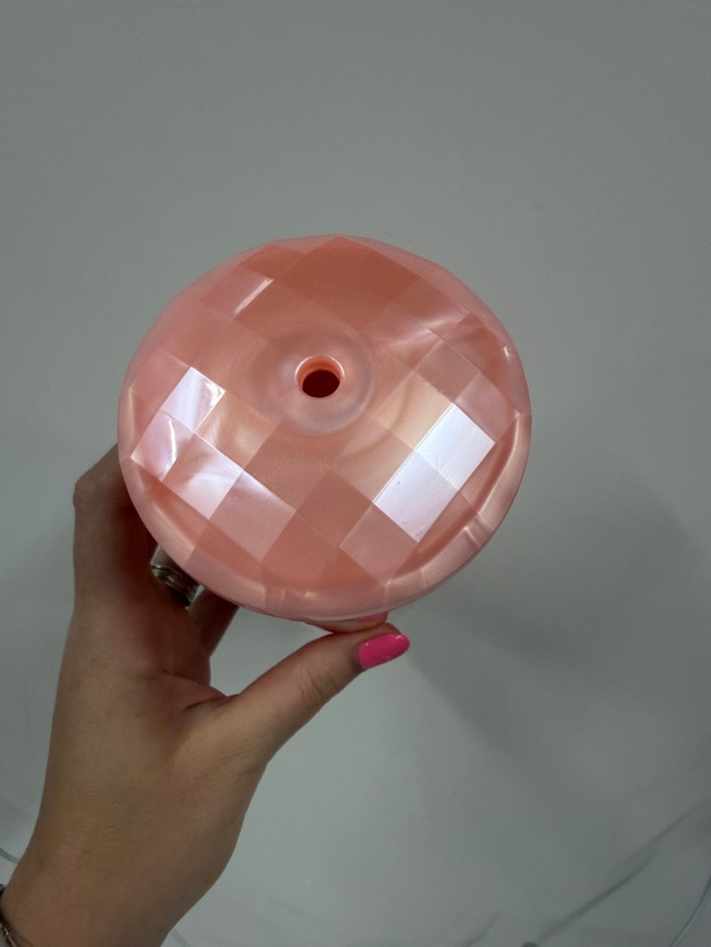 Starbucks 2021 Pink Kaleidoscope Diamond Dome Tumbler. No straw - Picture 4 of 5